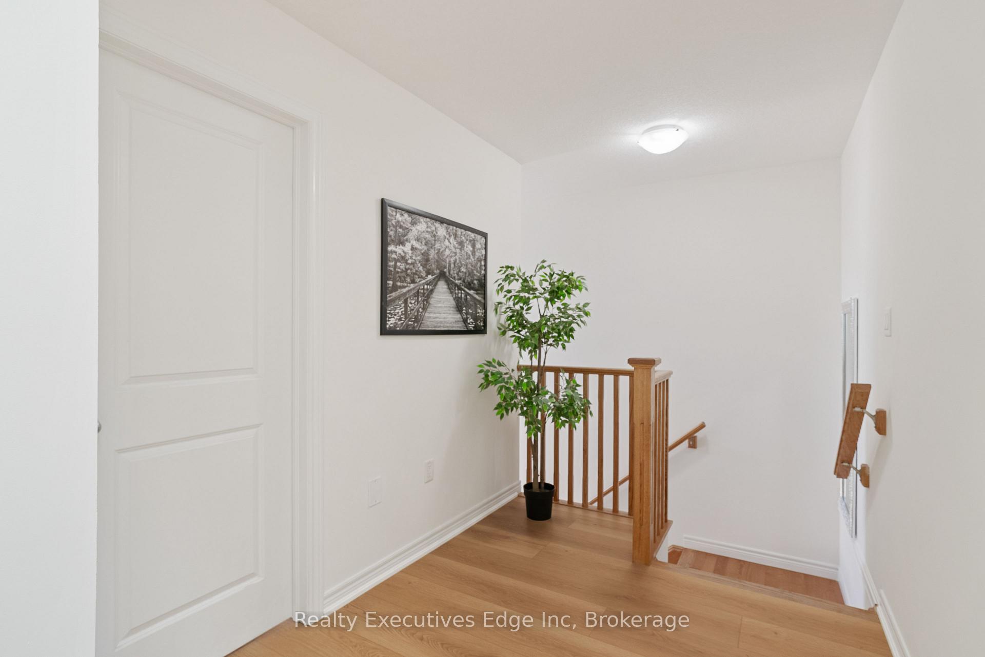 Photo 21 of 145 Rivertrail Avenue, Kitchener — HOMEH