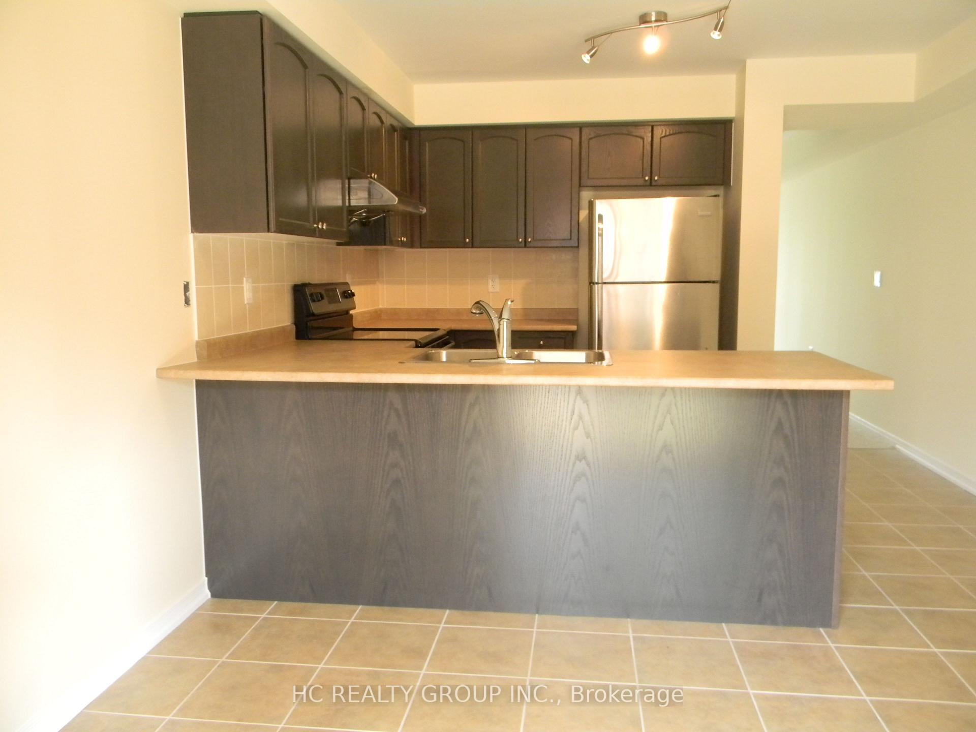 Photo 5 of 5259 Major Mackenzie Drive E, Markham, Berczy — HOMEH