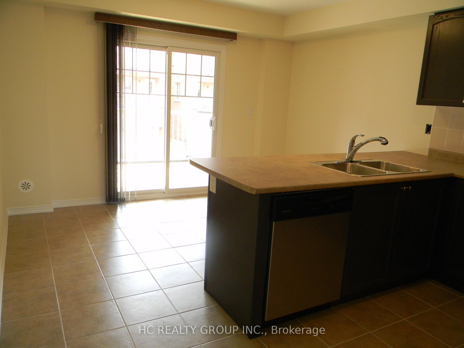 Photo 6 of 5259 Major Mackenzie Drive E, Markham, Berczy — HOMEH