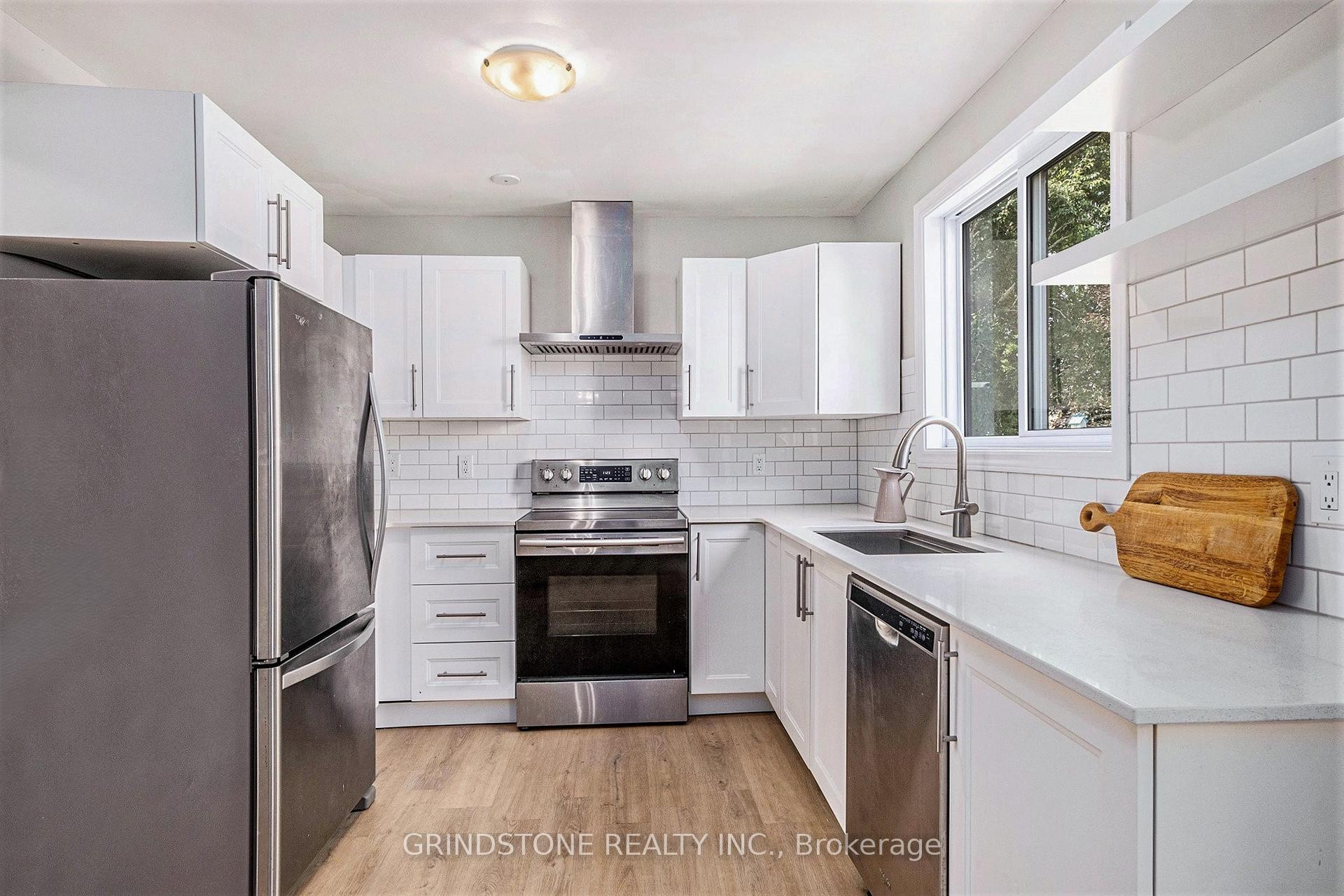 Photo 8 of 3 Winchester Drive, Ottawa, Kanata - Glencairn/Hazeldean — HOMEH