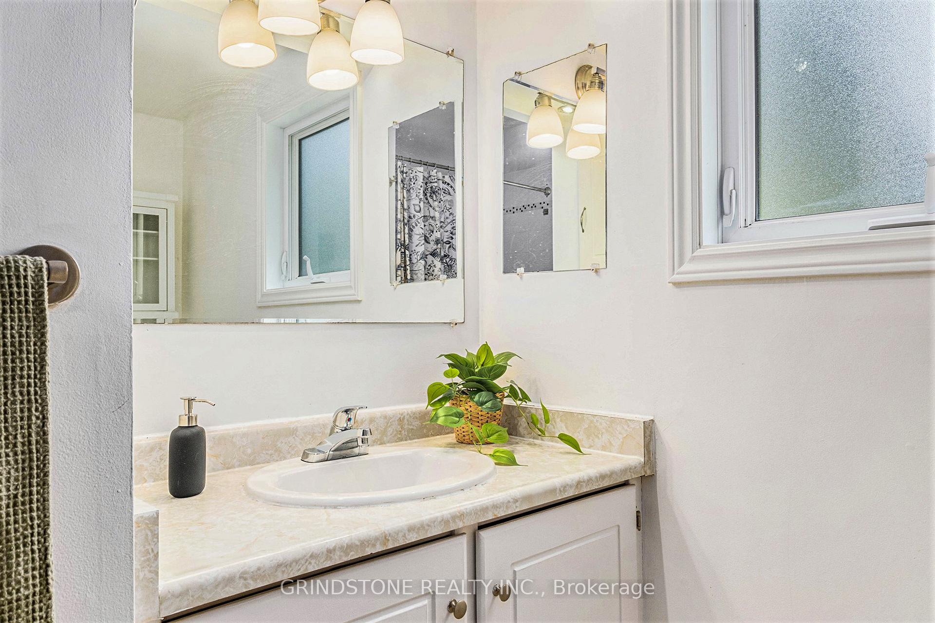 Photo 19 of 3 Winchester Drive, Ottawa, Kanata - Glencairn/Hazeldean — HOMEH