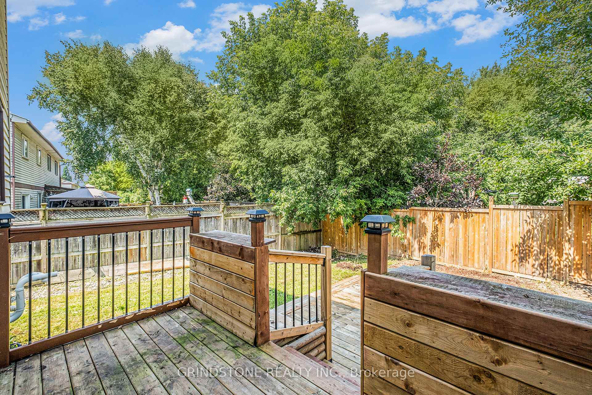 Photo 25 of 3 Winchester Drive, Ottawa, Kanata - Glencairn/Hazeldean — HOMEH