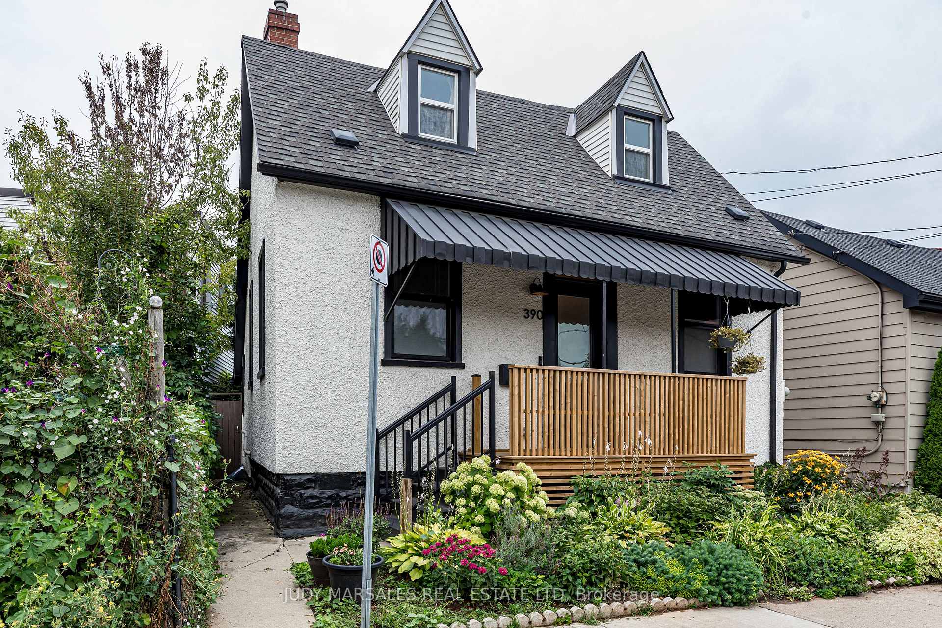 Photo 2 of 390 Bay Street N, Hamilton, North End — HOMEH