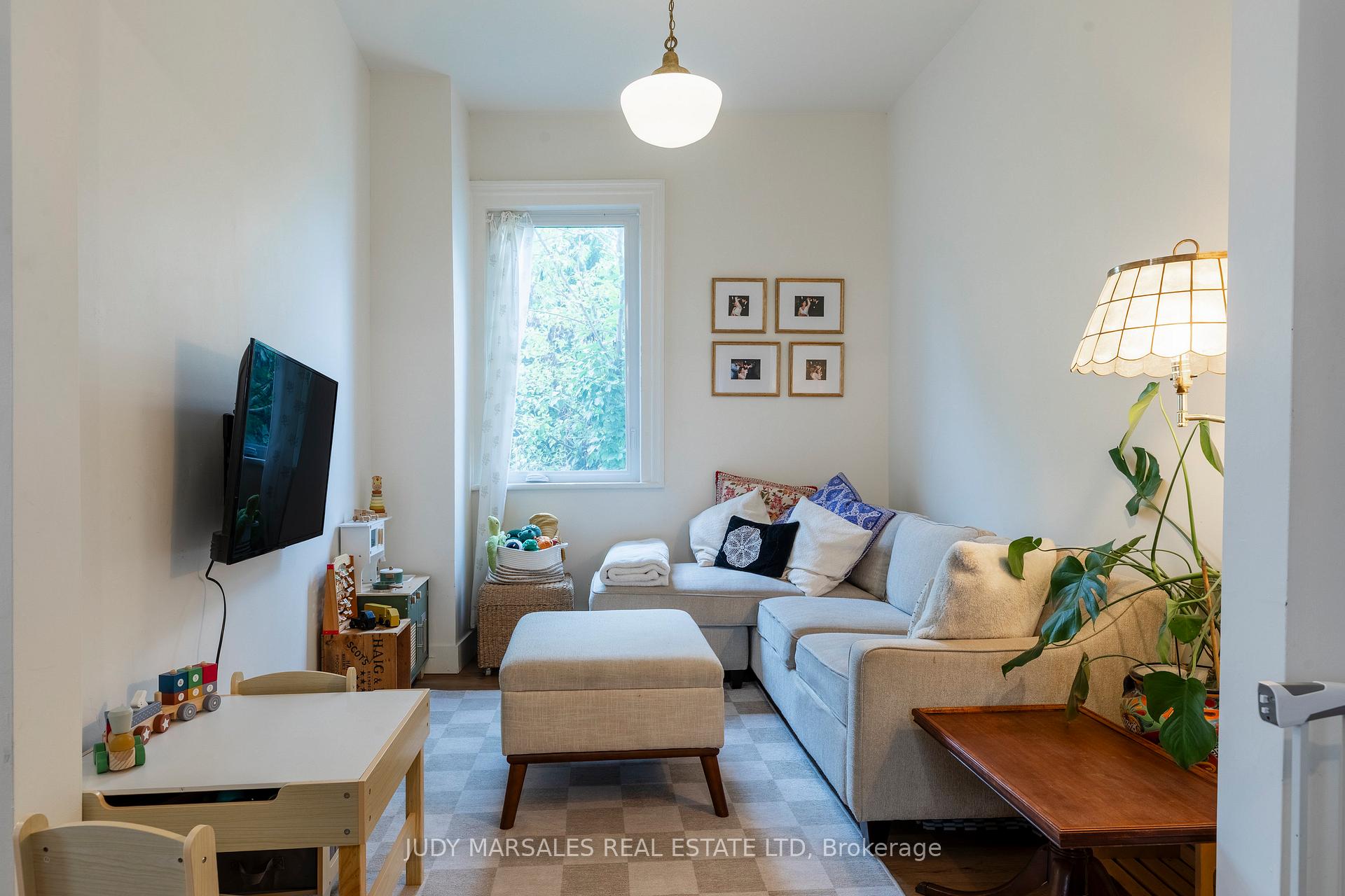 Photo 7 of 390 Bay Street N, Hamilton, North End — HOMEH