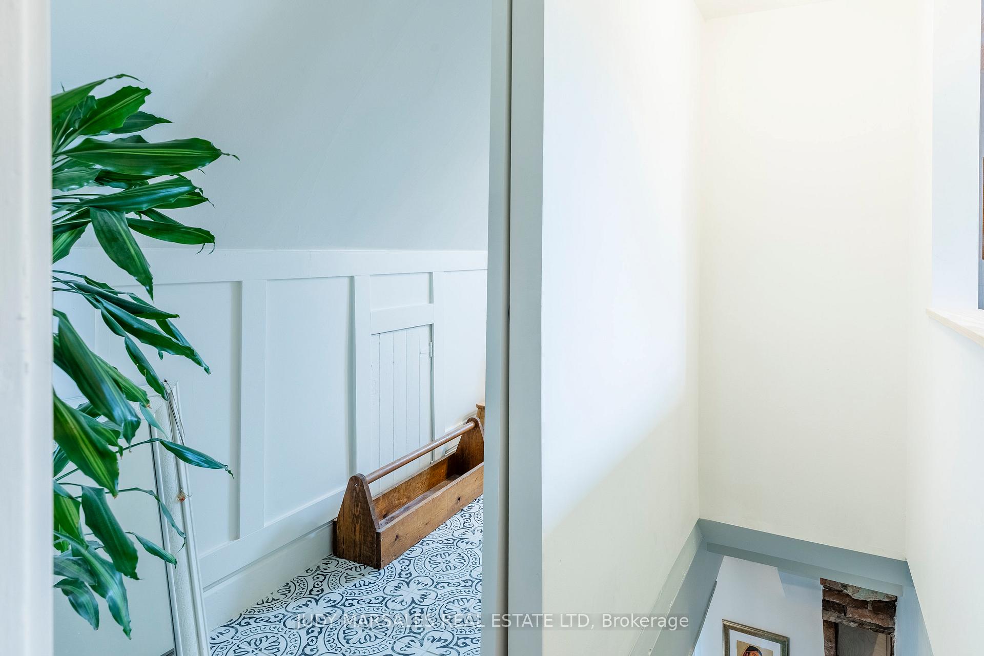 Photo 38 of 390 Bay Street N, Hamilton, North End — HOMEH