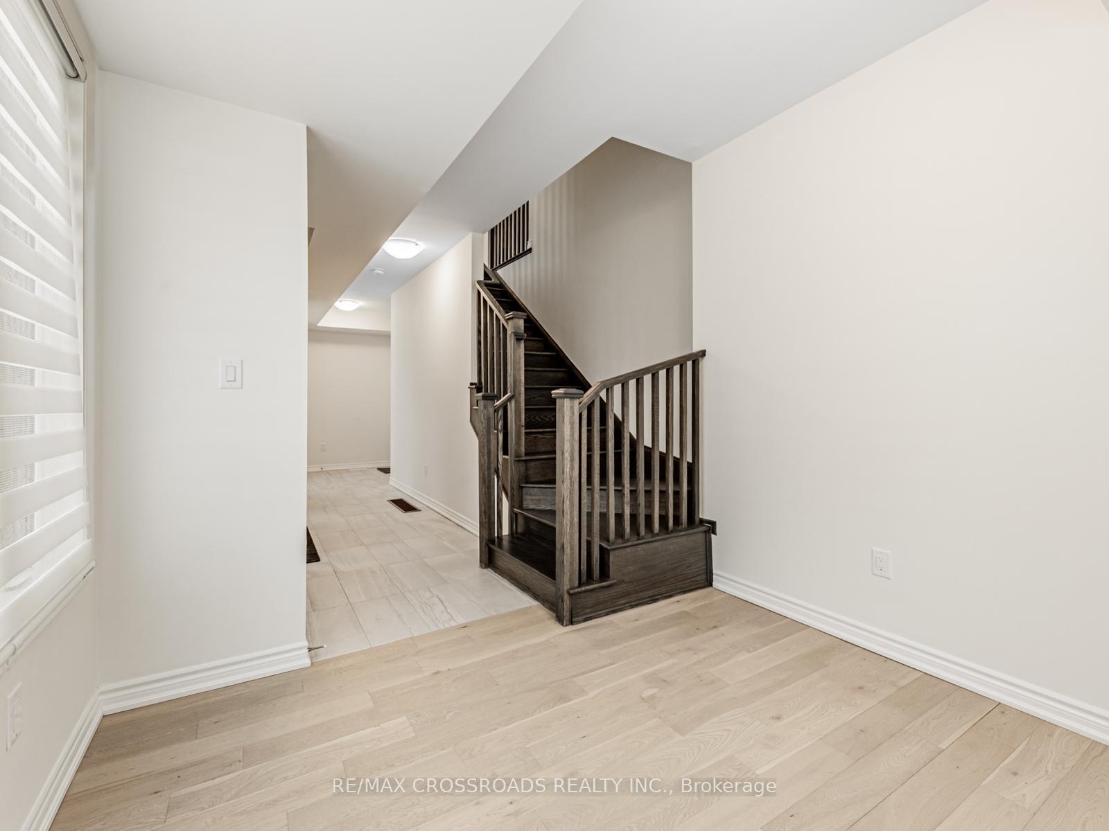 Photo 6 of 288 Beaverbrae Drive, Markham, Victoria Square — HOMEH