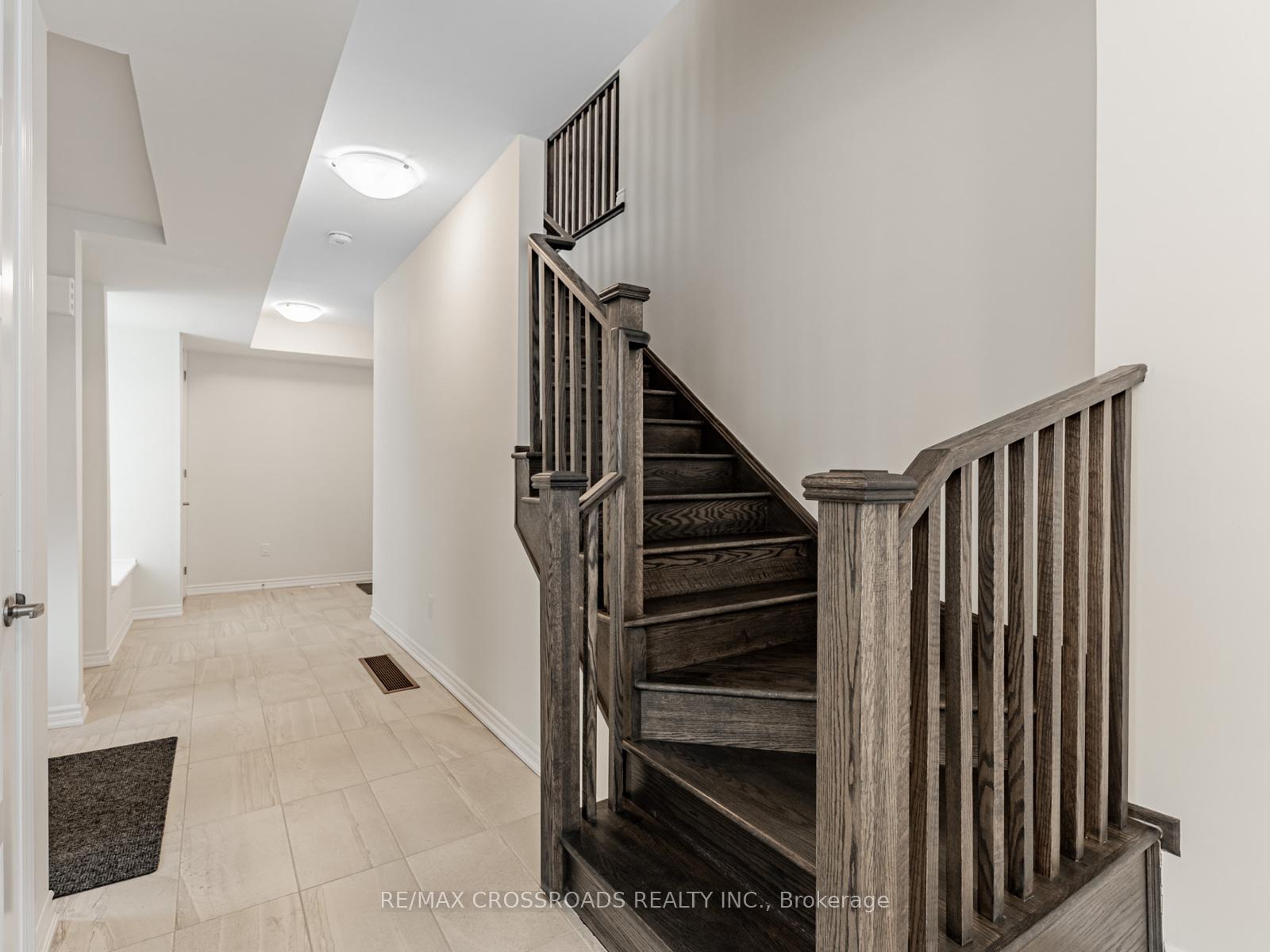 Photo 8 of 288 Beaverbrae Drive, Markham, Victoria Square — HOMEH