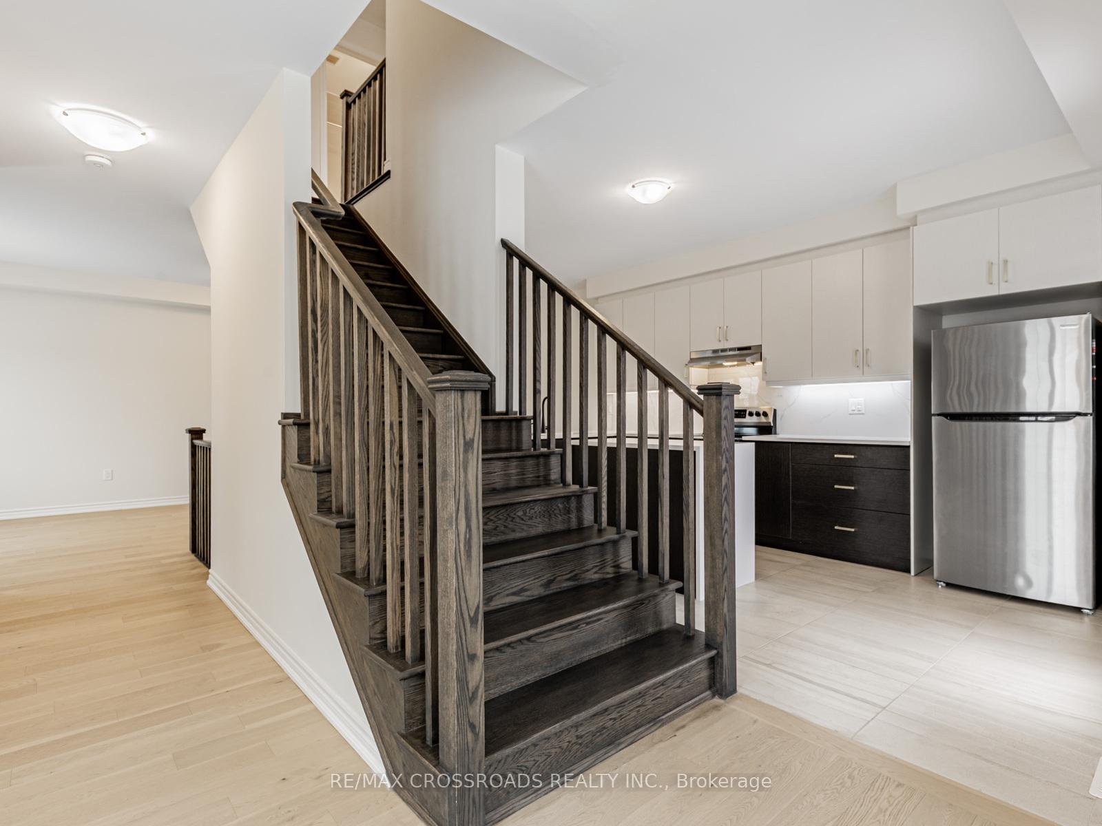 Photo 11 of 288 Beaverbrae Drive, Markham, Victoria Square — HOMEH