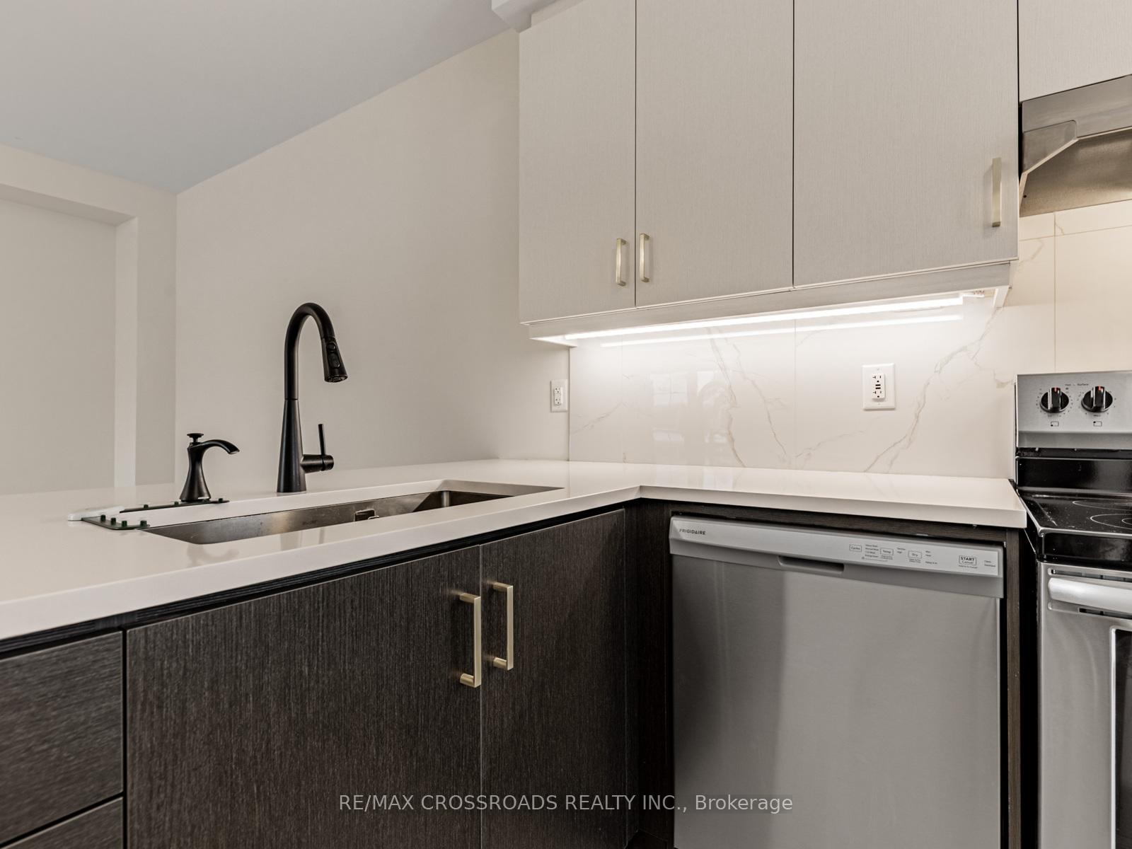 Photo 15 of 288 Beaverbrae Drive, Markham, Victoria Square — HOMEH