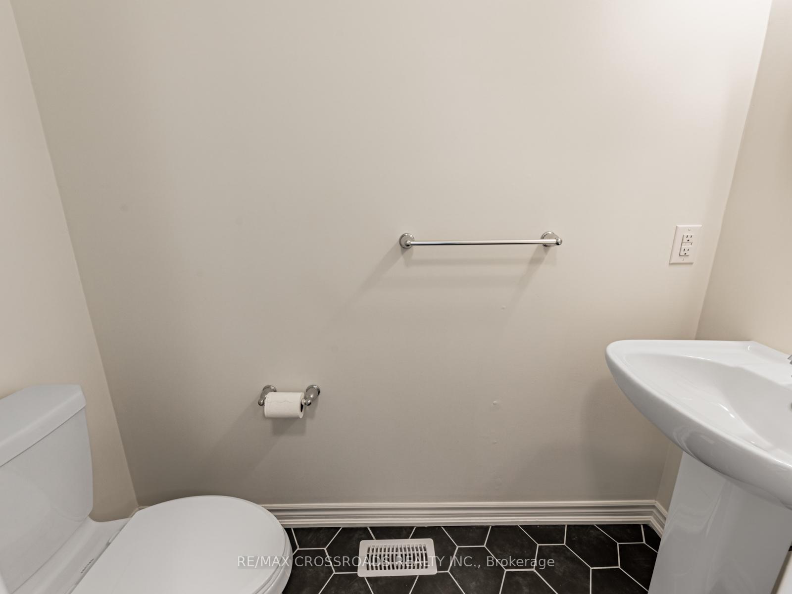 Photo 22 of 288 Beaverbrae Drive, Markham, Victoria Square — HOMEH