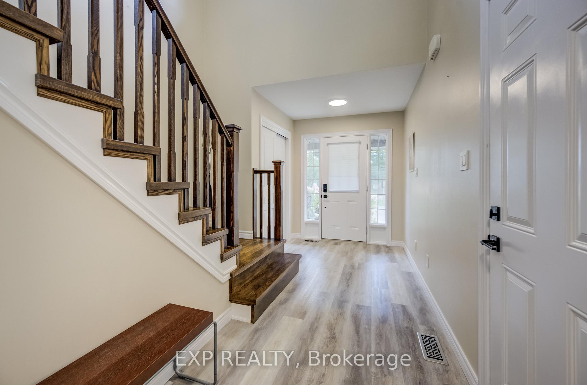 Photo 5 of 117 Sims Estate Drive, Kitchener — HOMEH