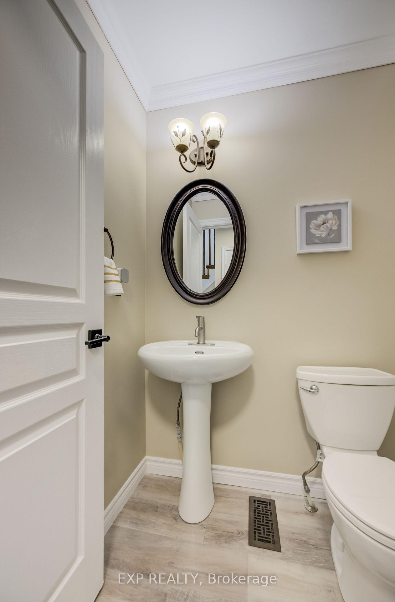 Photo 7 of 117 Sims Estate Drive, Kitchener — HOMEH