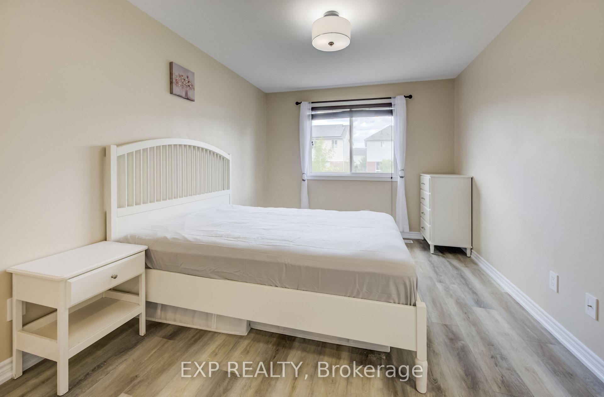 Photo 26 of 117 Sims Estate Drive, Kitchener — HOMEH