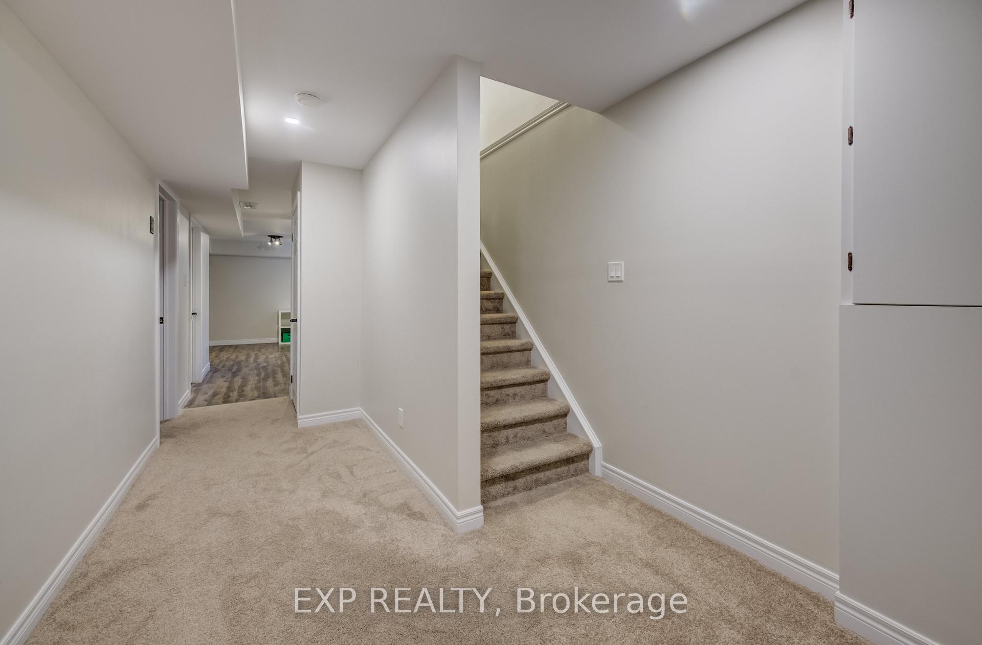 Photo 31 of 117 Sims Estate Drive, Kitchener — HOMEH
