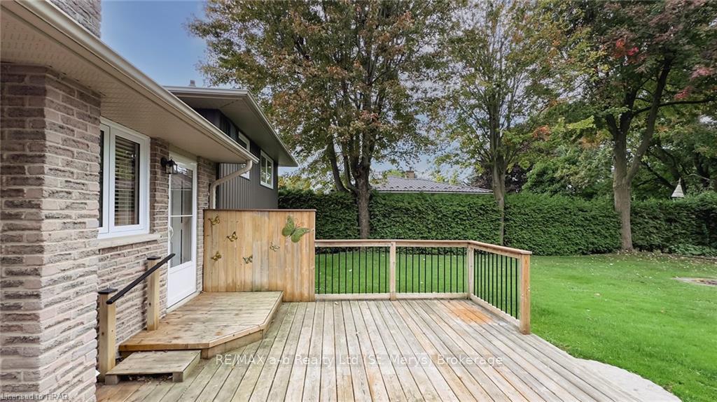 Photo 33 of 110 Kent Avenue, Lucan Biddulph, Lucan — HOMEH