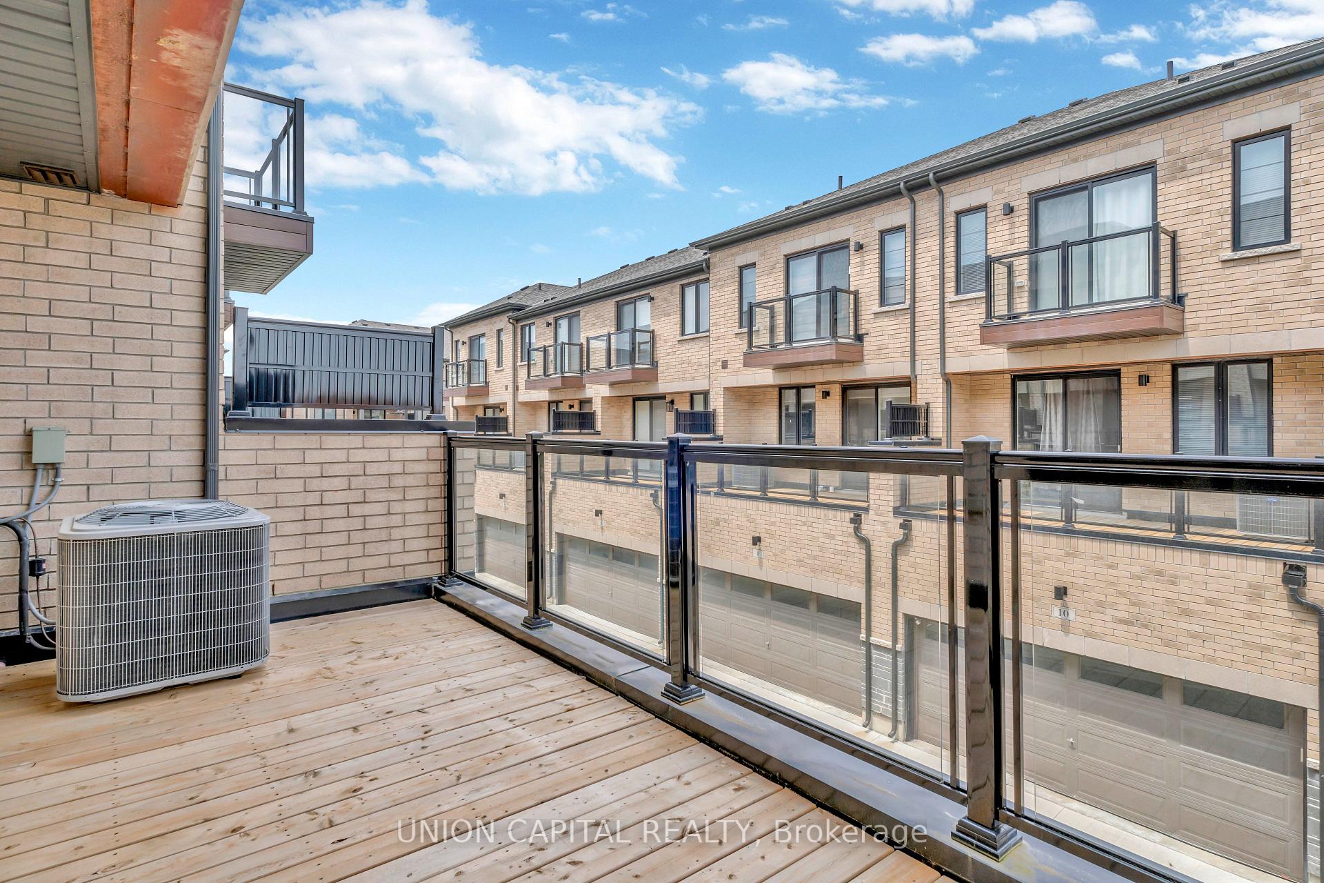 Photo 28 of 59 Carole Bell Way, Markham, Wismer — HOMEH