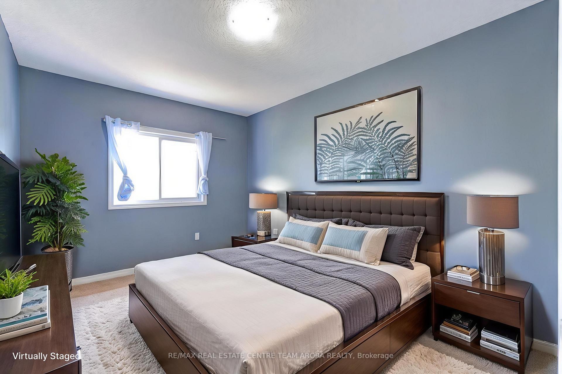 Photo 19 of 164 Windale Crescent, Kitchener, Laurentian Hills — HOMEH