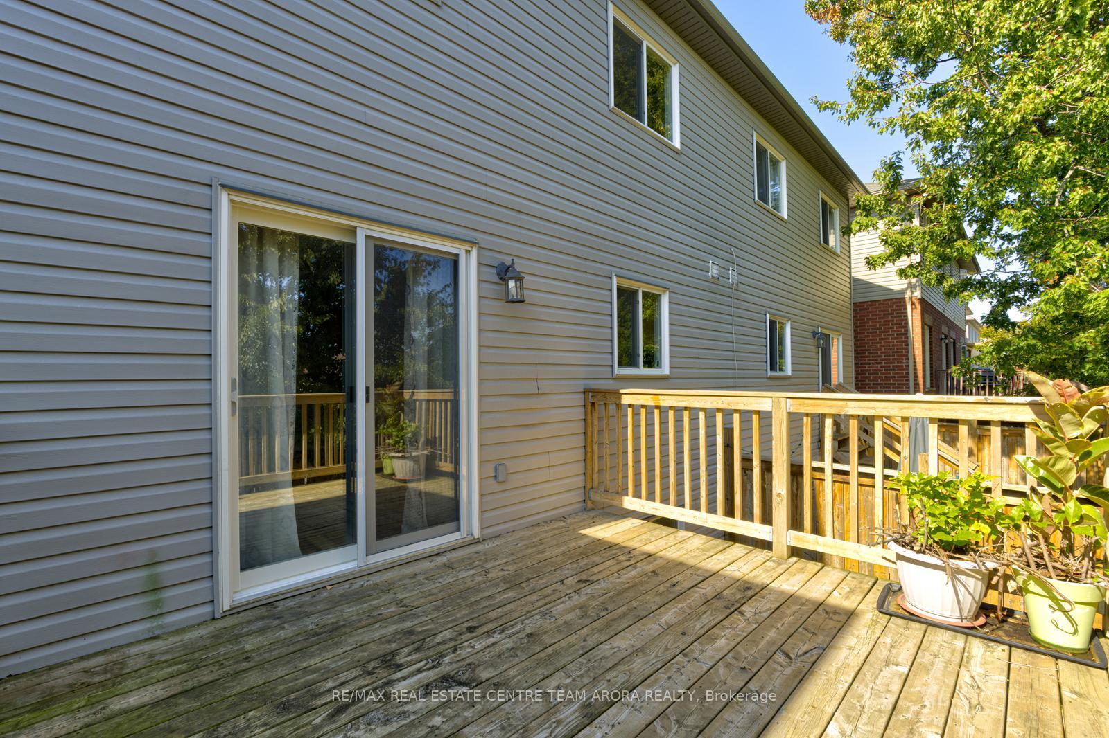 Photo 33 of 164 Windale Crescent, Kitchener, Laurentian Hills — HOMEH