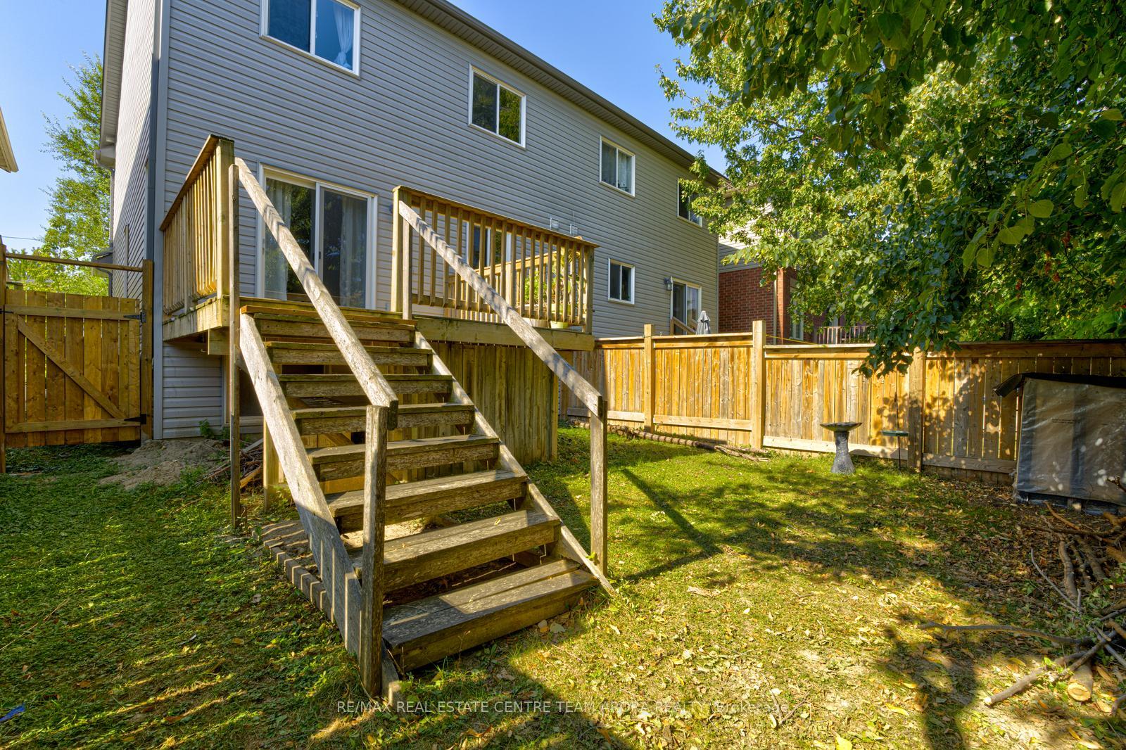 Photo 34 of 164 Windale Crescent, Kitchener, Laurentian Hills — HOMEH