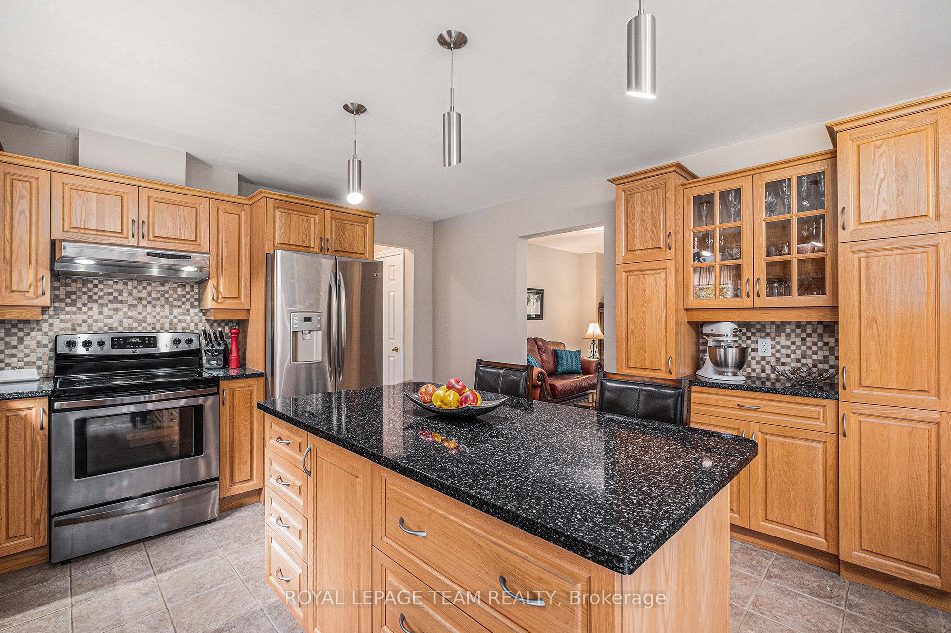 Photo 10 of 6444 Third Line Road S, Ottawa, North Gower — HOMEH