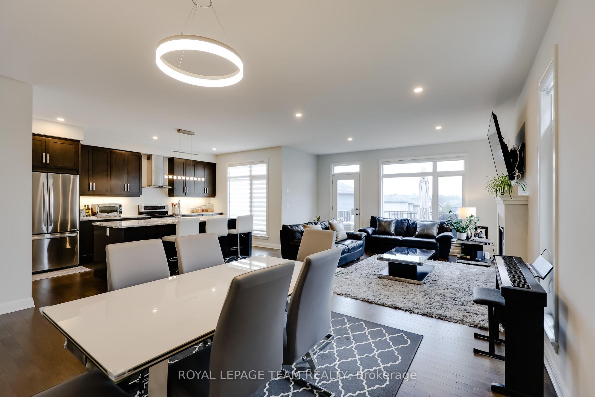 Photo 11 of 22 Greensand Place, Ottawa, Kanata - Kanata Lakes/Heritage Hills — HOMEH