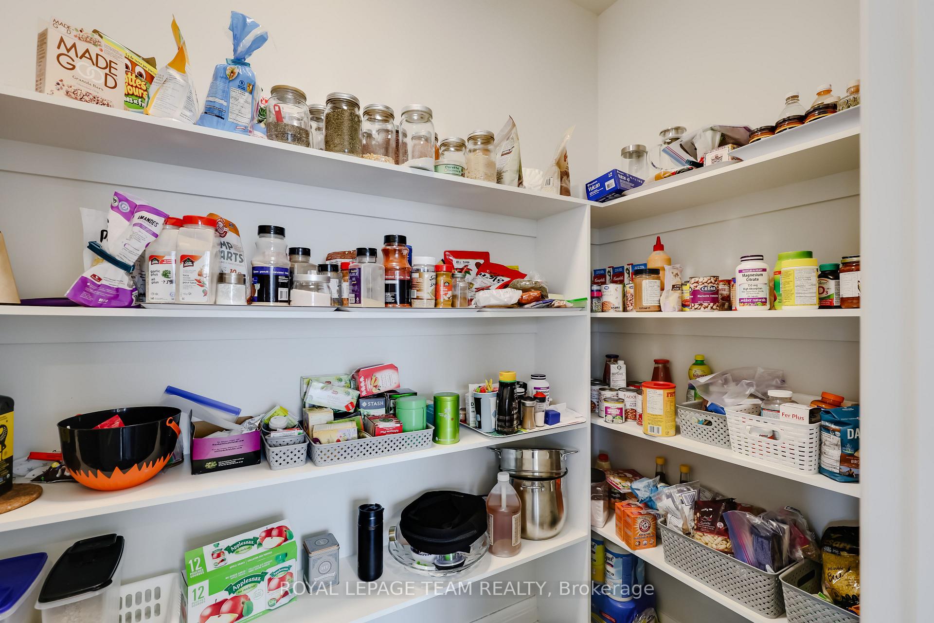 Photo 17 of 22 Greensand Place, Ottawa, Kanata - Kanata Lakes/Heritage Hills — HOMEH