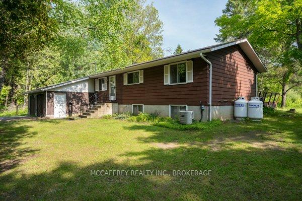 Photo 2 of 2141 County Rd 6, Loyalist, Lennox and Addington - South — HOMEH