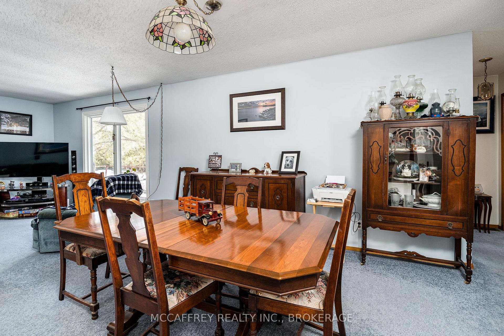 Photo 8 of 2141 County Rd 6, Loyalist, Lennox and Addington - South — HOMEH