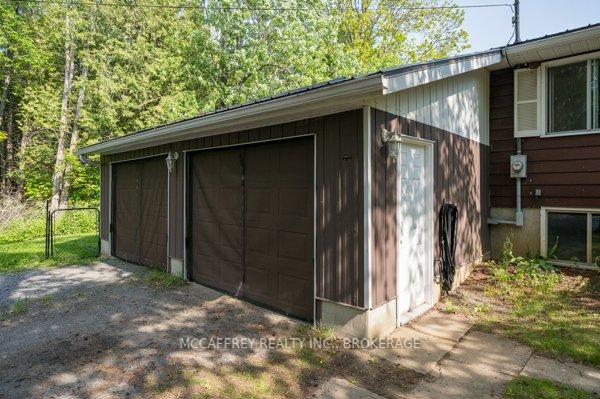 Photo 32 of 2141 County Rd 6, Loyalist, Lennox and Addington - South — HOMEH