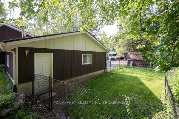 Photo 39 of 2141 County Rd 6, Loyalist, Lennox and Addington - South — HOMEH