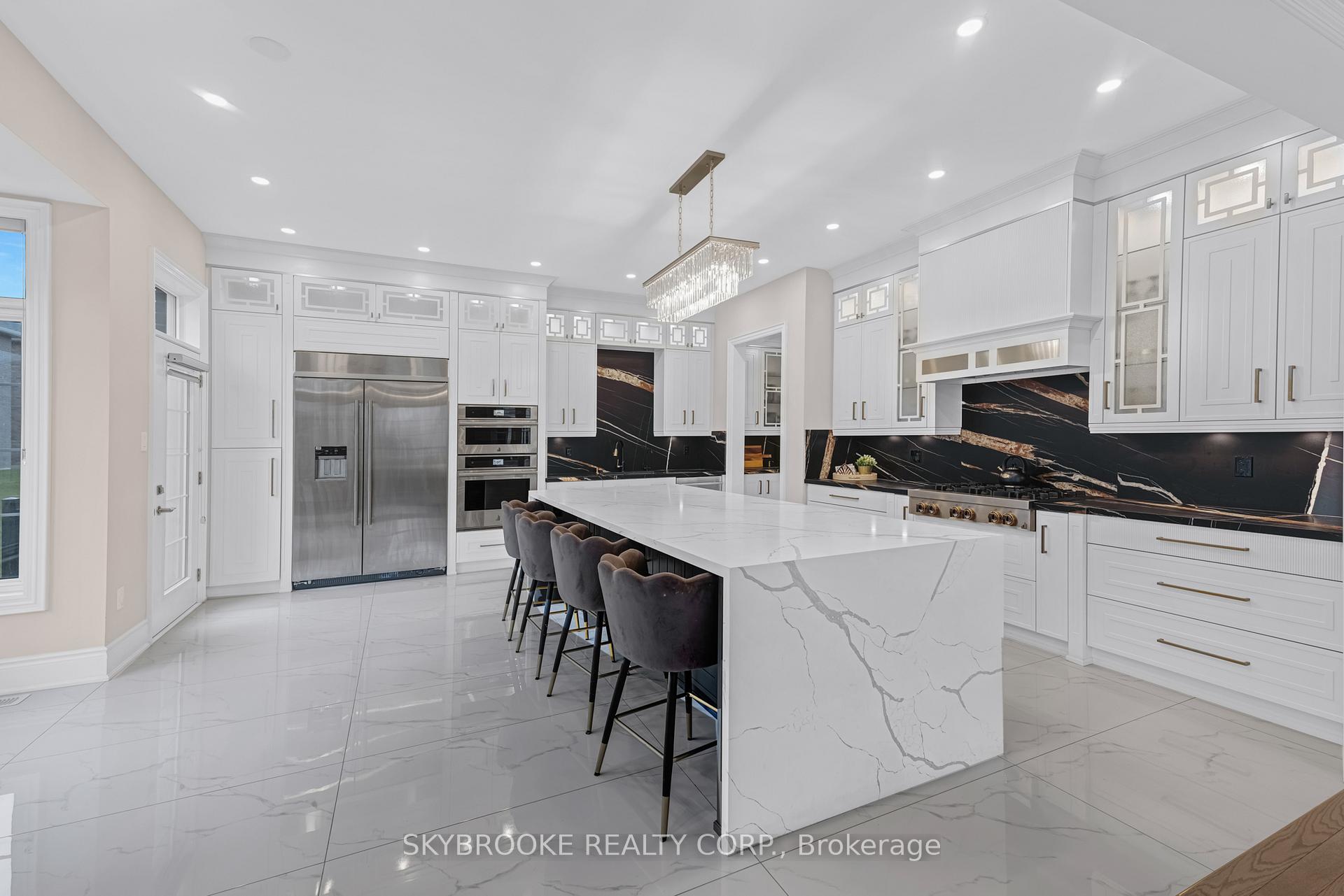 Photo 8 of 89 Broad Way, King, Nobleton — HOMEH