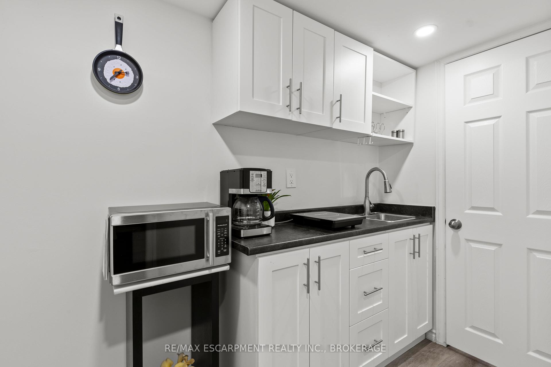 Photo 24 of 64 Athenia Drive, Hamilton, Stoney Creek Mountain — HOMEH