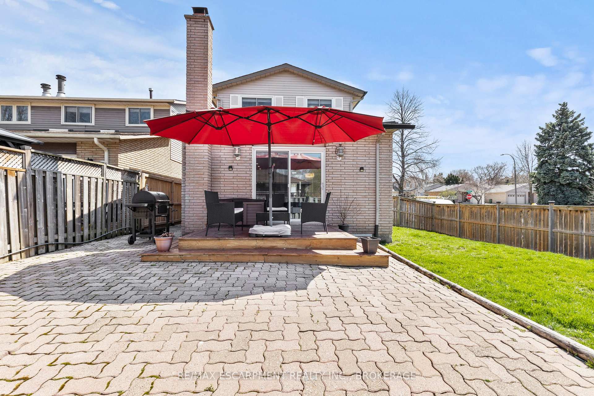Photo 31 of 64 Athenia Drive, Hamilton, Stoney Creek Mountain — HOMEH