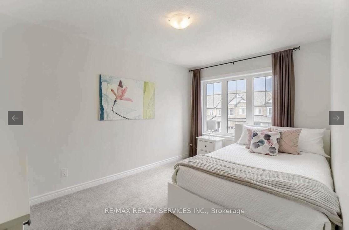 Photo 7 of 16 Stonehill Avenue, Kitchener, Huron Park — HOMEH