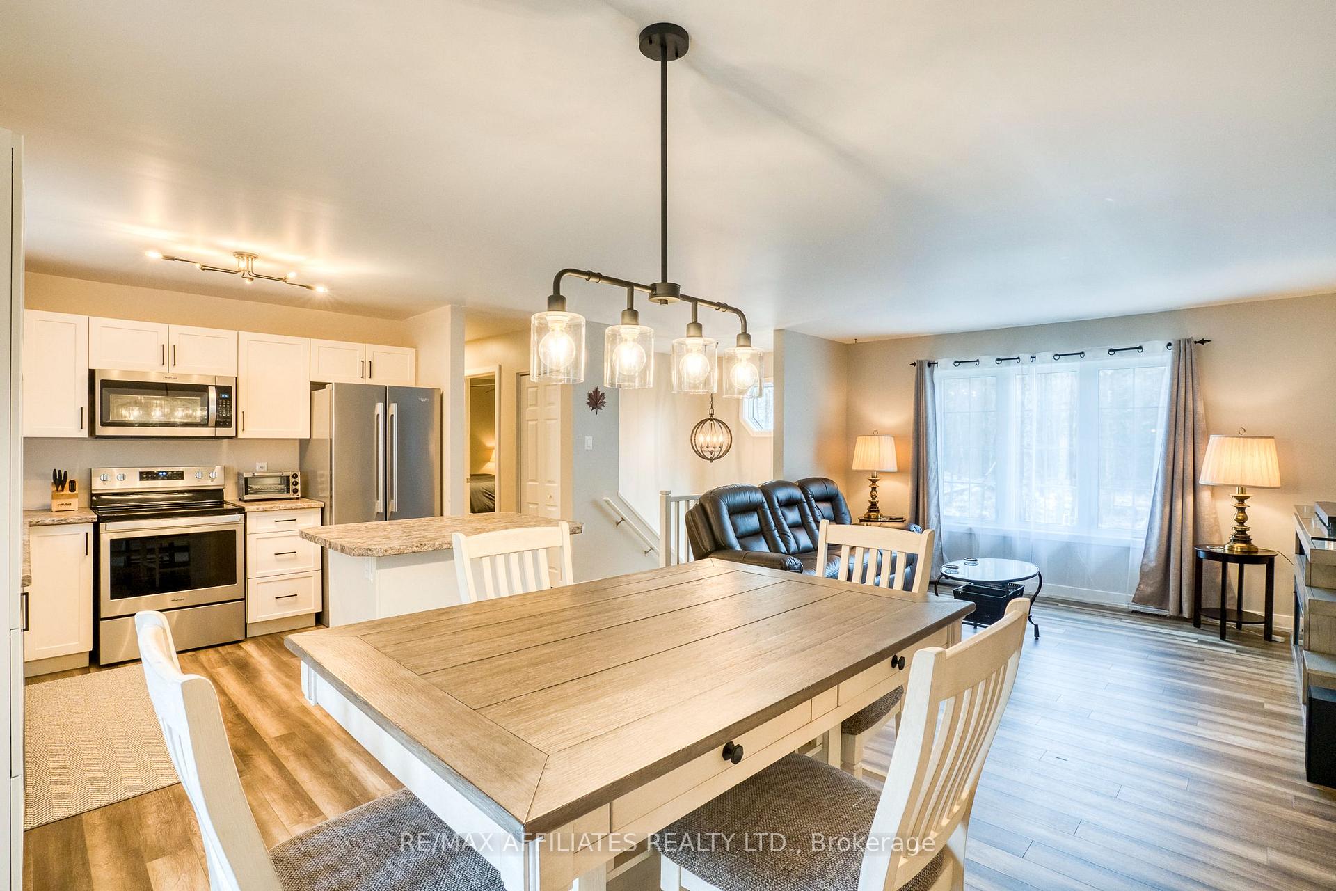 Photo 6 of 804 Darling Road, Lanark Highlands, Lanark Highlands (Lanark) Twp — HOMEH