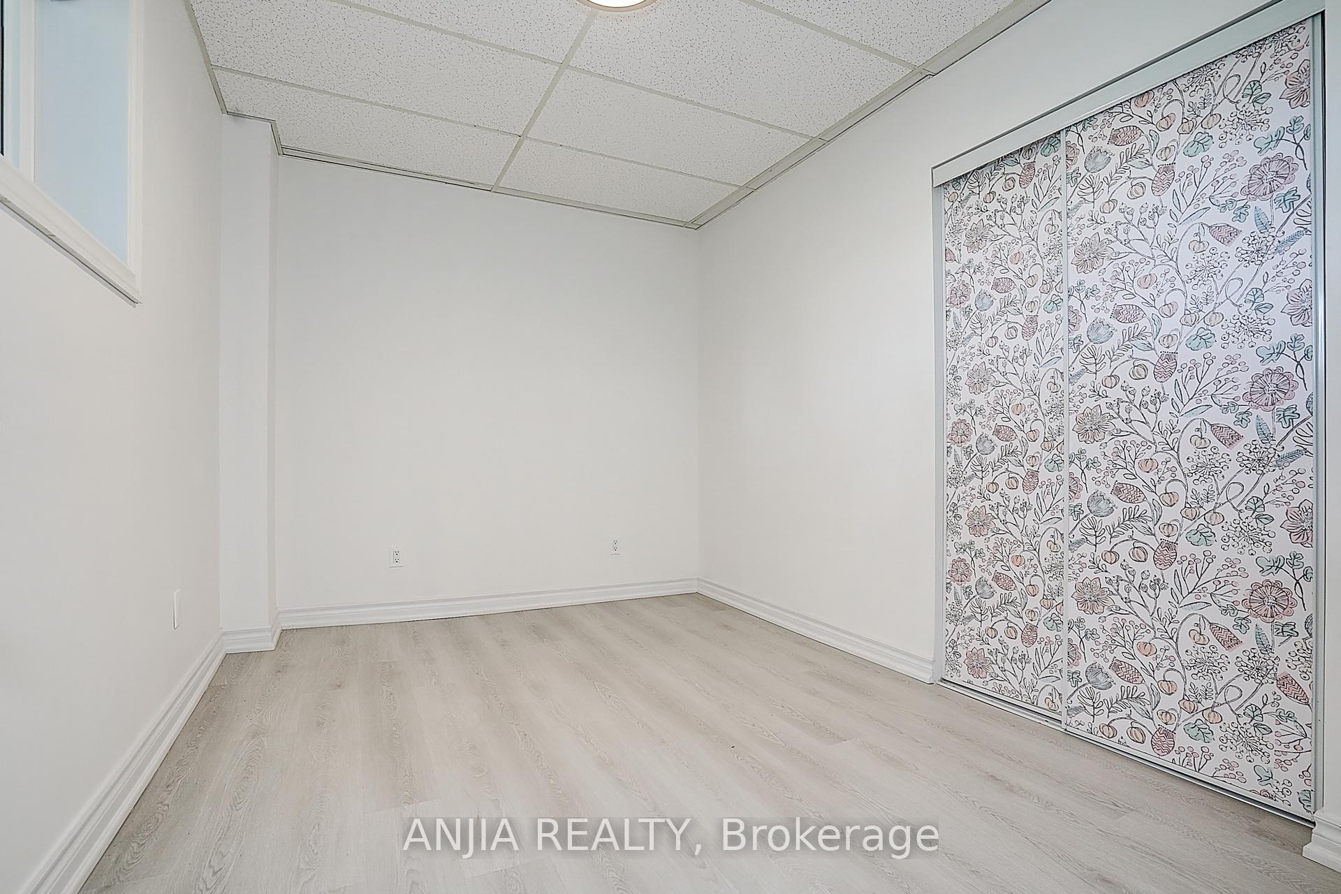 Photo 3 of (Lower Level)40 Foxglove Court, Markham, Unionville — HOMEH