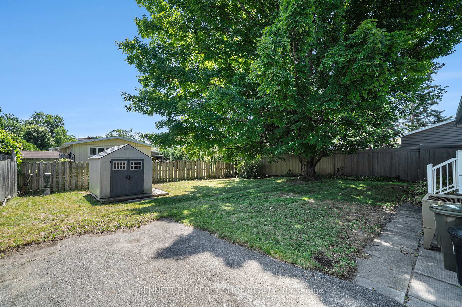 Photo 10 of 118 Abbeyhill Drive, Ottawa, Kanata - Glencairn/Hazeldean — HOMEH