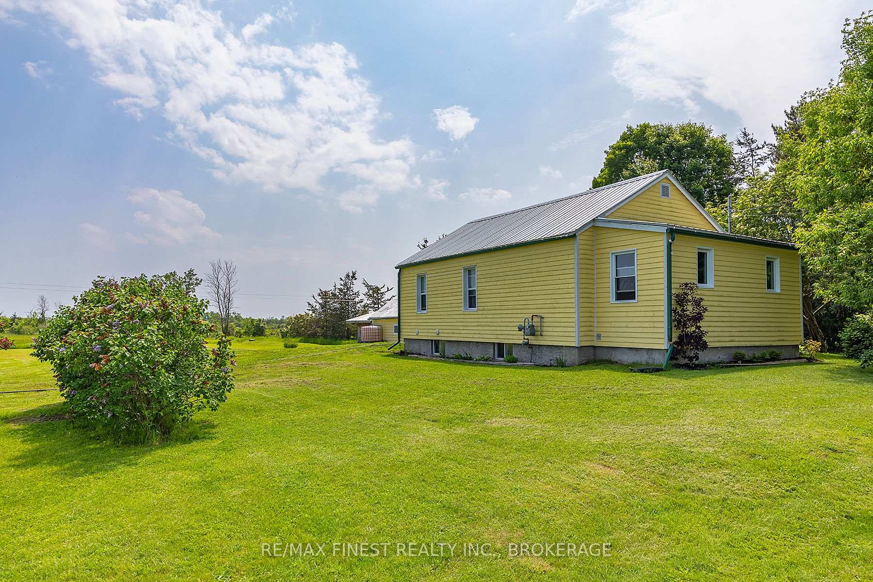 Photo 39 of 5790 County 2 Road, Loyalist, Lennox and Addington - South — HOMEH