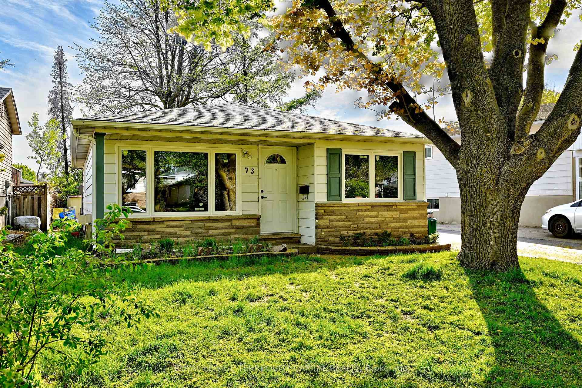 Front of 73 Hickory Heights Crescent