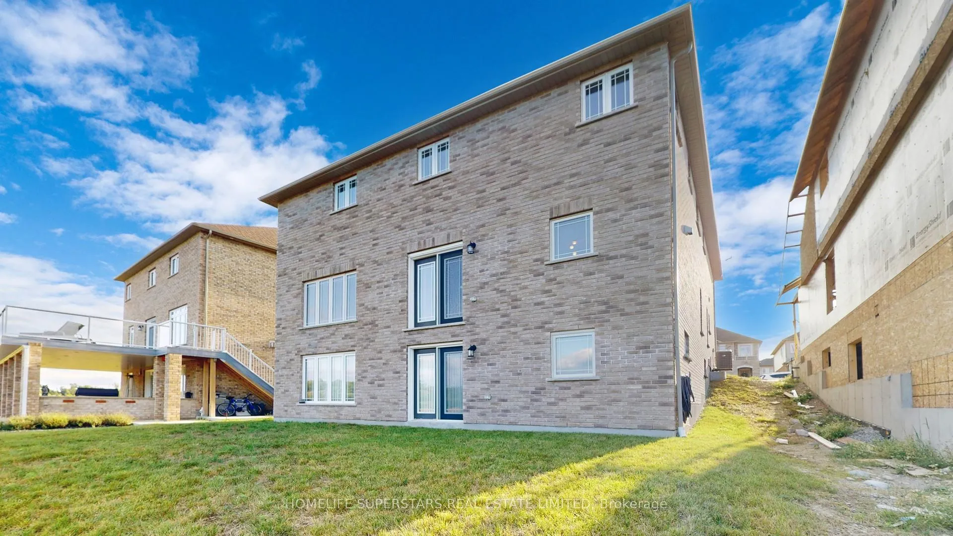 Photo 8 of 341 Rivertrail Avenue, Kitchener — HOMEH
