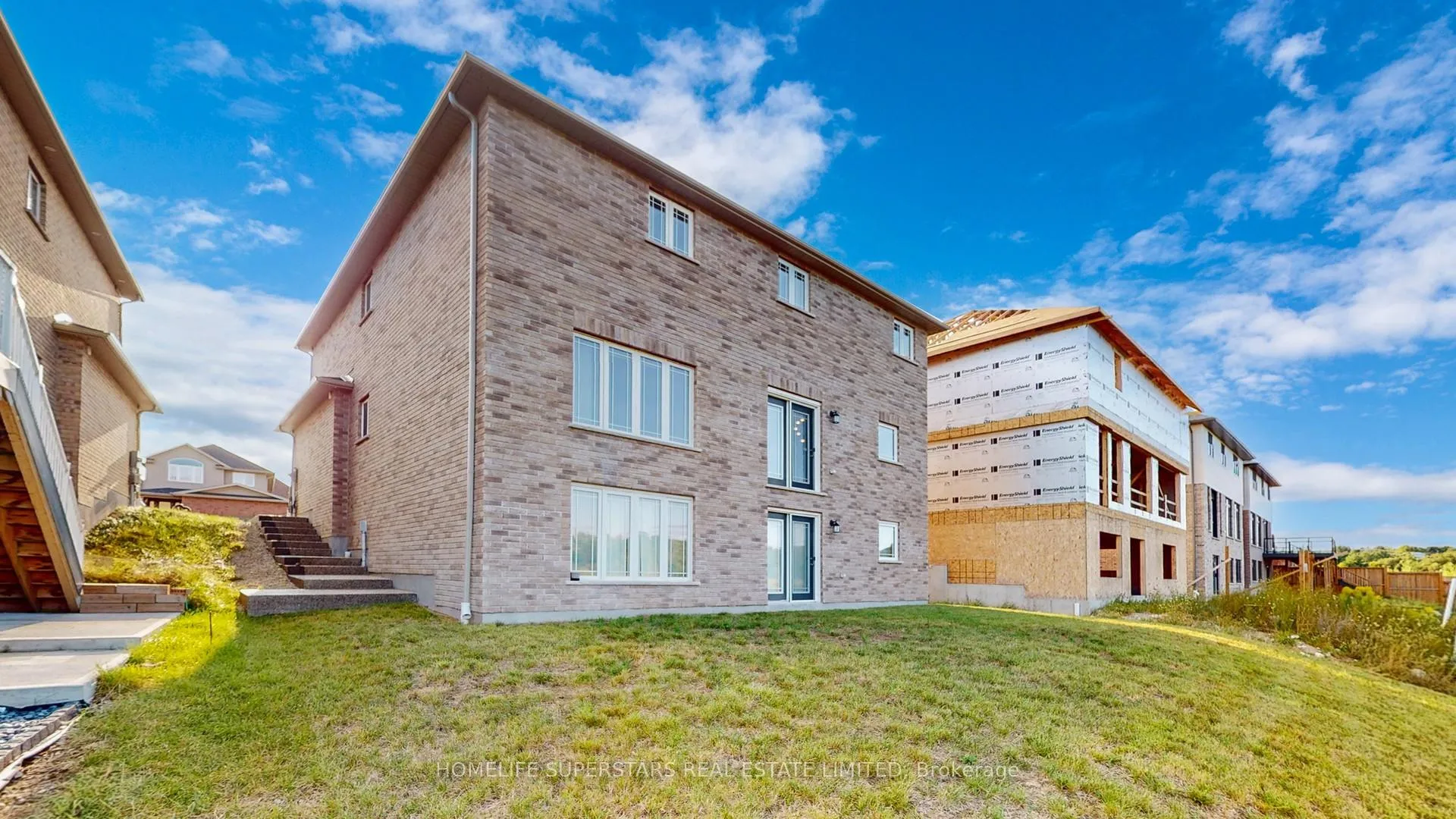 Photo 9 of 341 Rivertrail Avenue, Kitchener — HOMEH