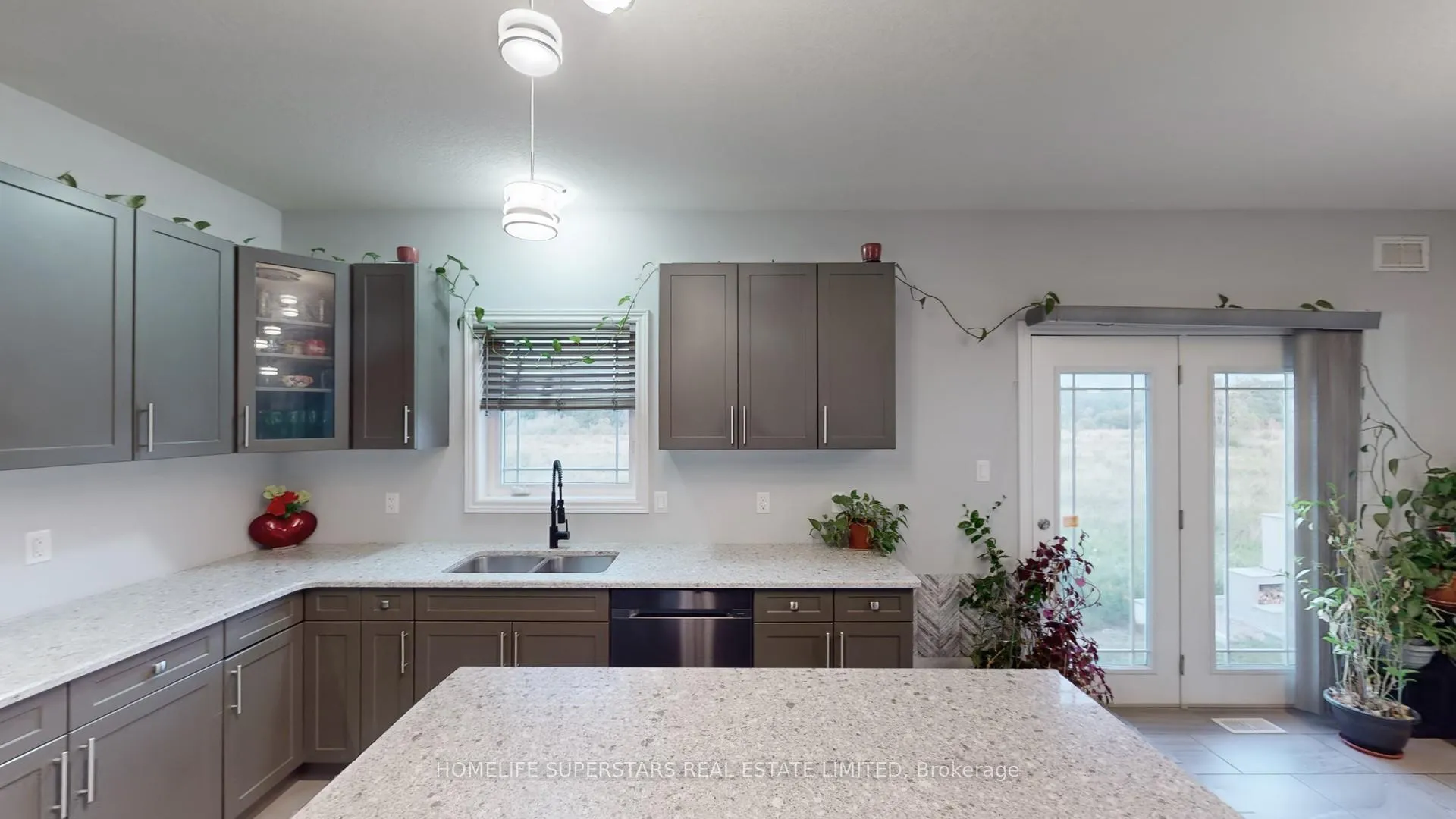 Photo 49 of 341 Rivertrail Avenue, Kitchener — HOMEH