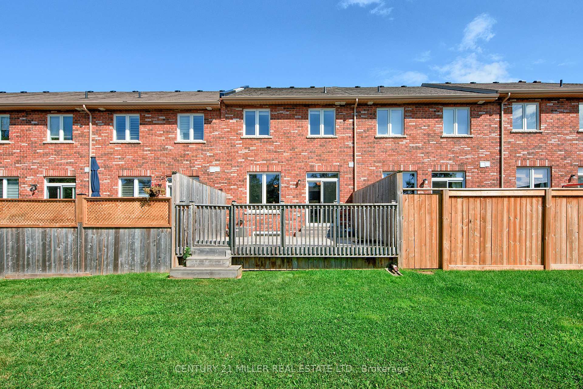 Photo 19 of Unit 5, 45 Seabreeze Crescent, Hamilton, Stoney Creek — HOMEH