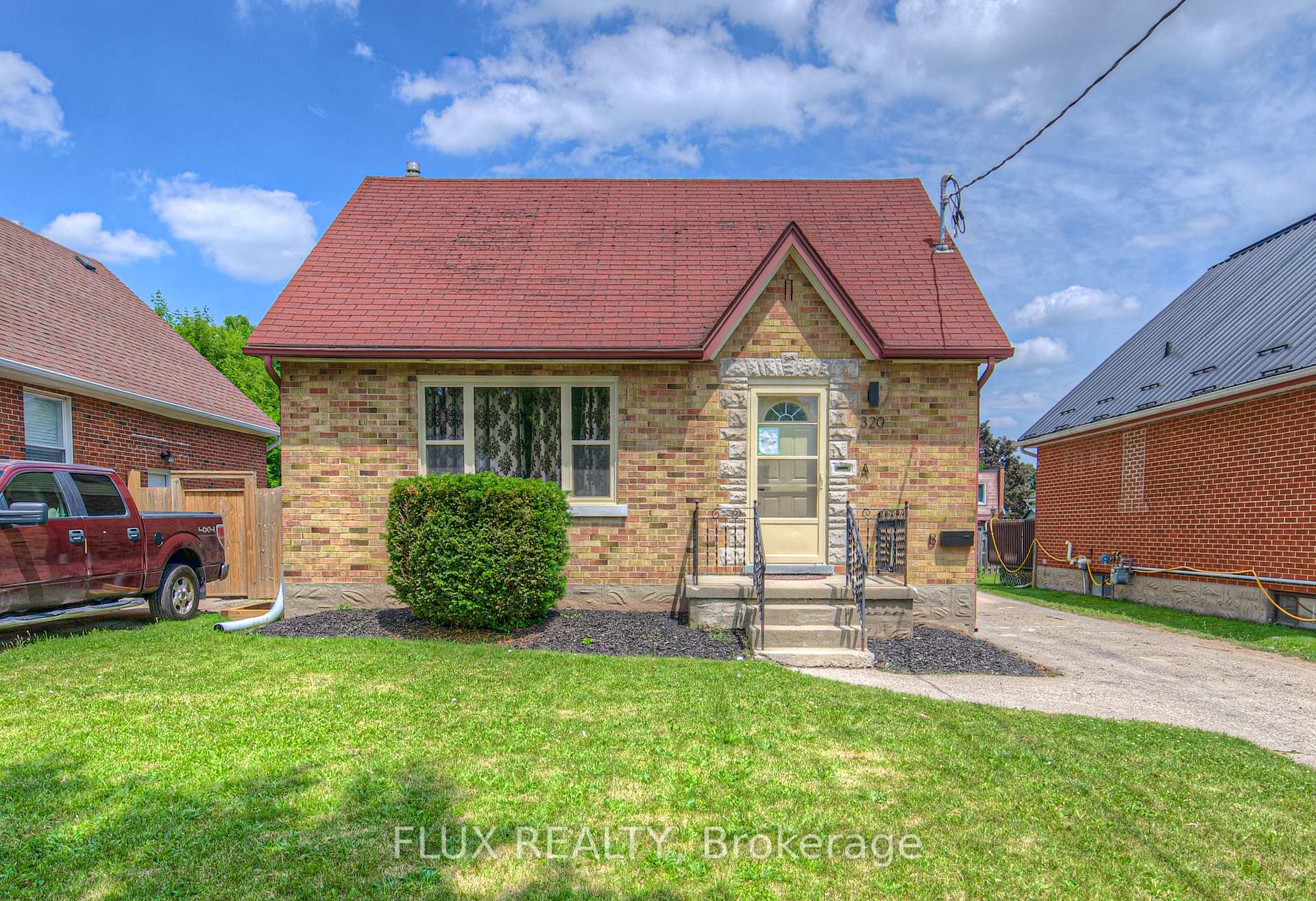 Photo 1 of 320 Highland Road E, Kitchener — HOMEH