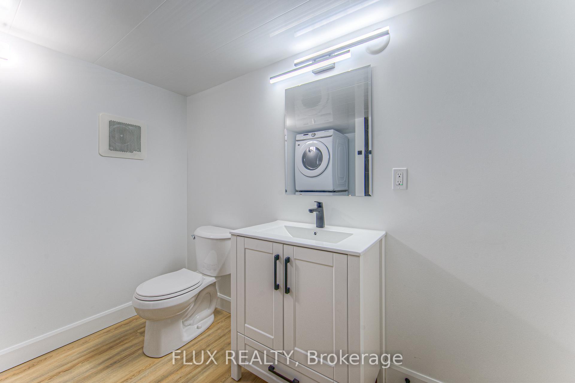Photo 14 of 320 Highland Road E, Kitchener — HOMEH