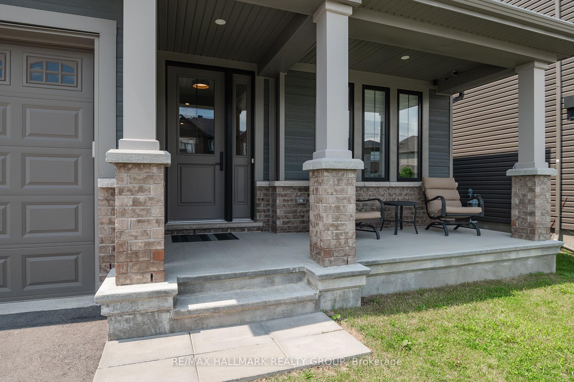 Photo 2 of 31 Jetty Drive, Ottawa, Mahogany Community — HOMEH