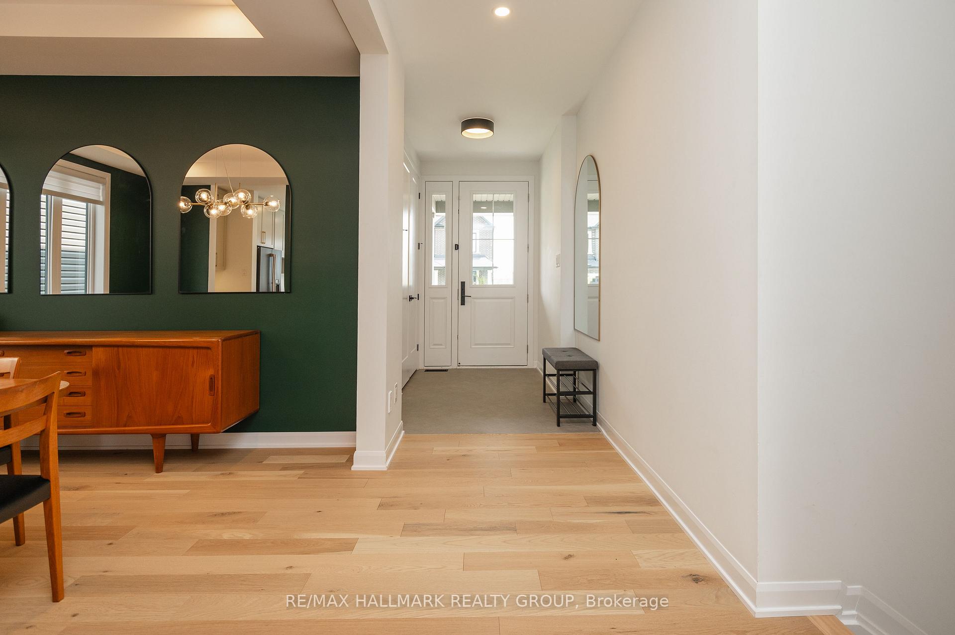 Photo 3 of 31 Jetty Drive, Ottawa, Mahogany Community — HOMEH