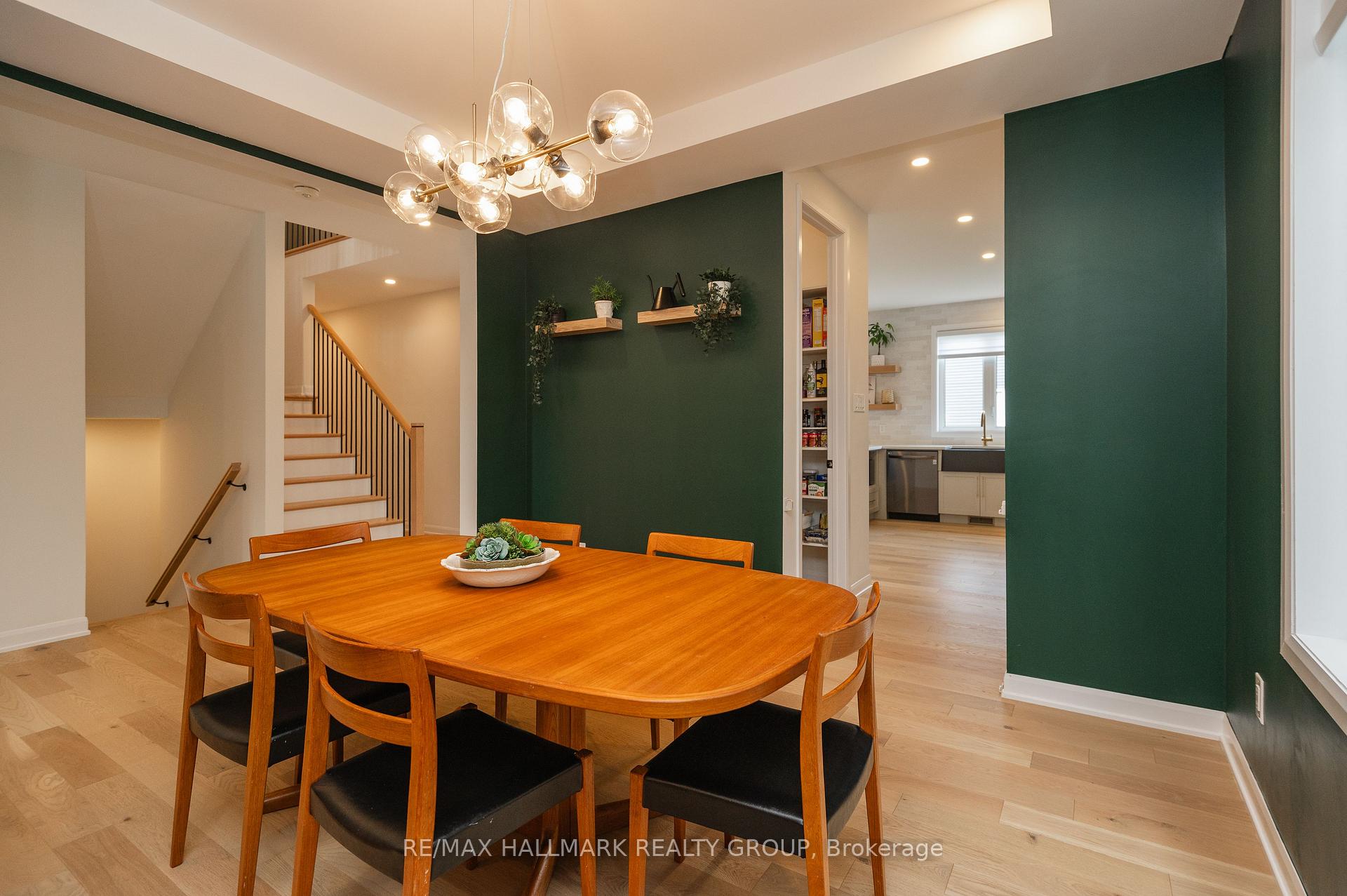 Photo 5 of 31 Jetty Drive, Ottawa, Mahogany Community — HOMEH