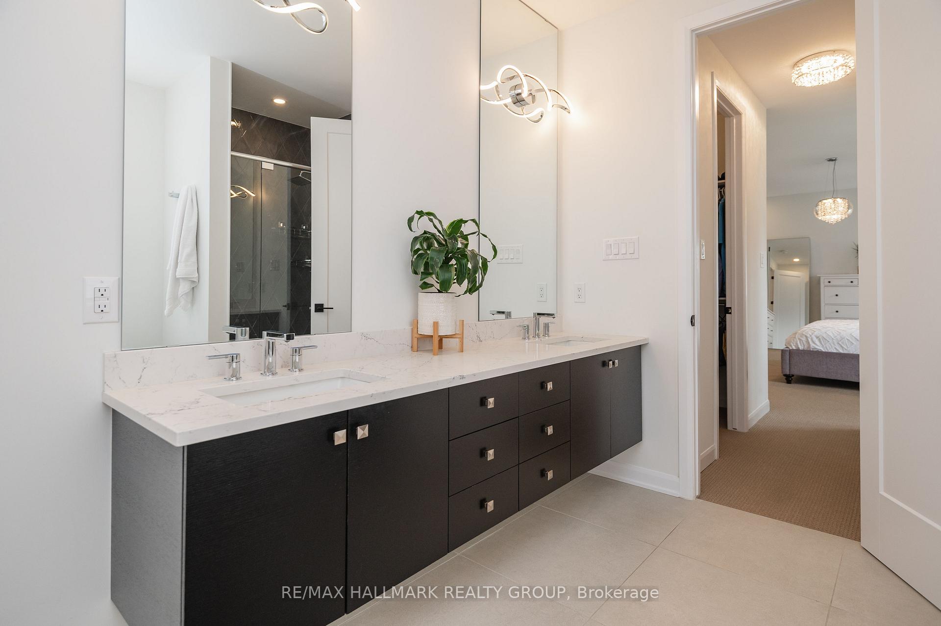 Photo 24 of 31 Jetty Drive, Ottawa, Mahogany Community — HOMEH