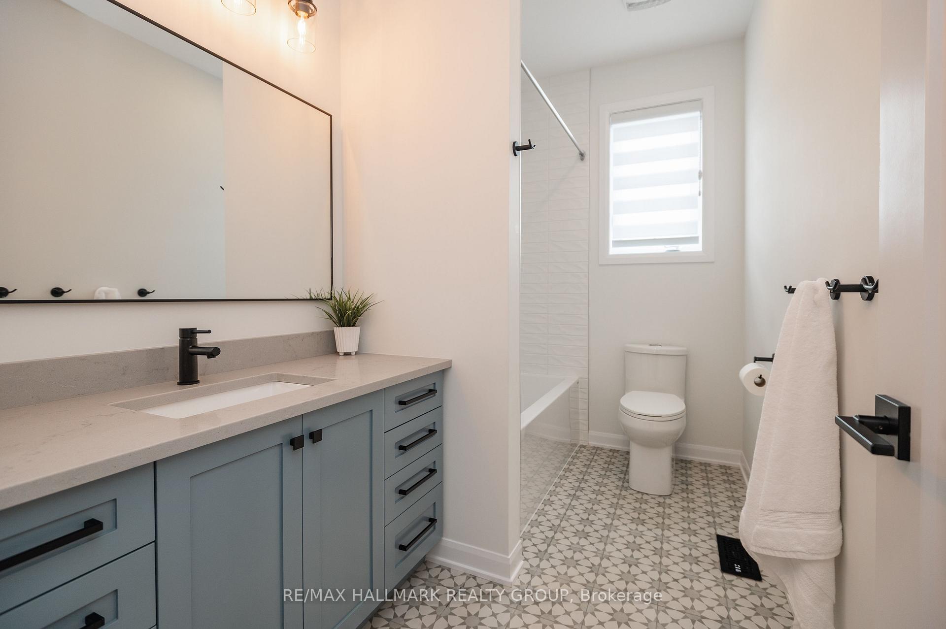 Photo 30 of 31 Jetty Drive, Ottawa, Mahogany Community — HOMEH